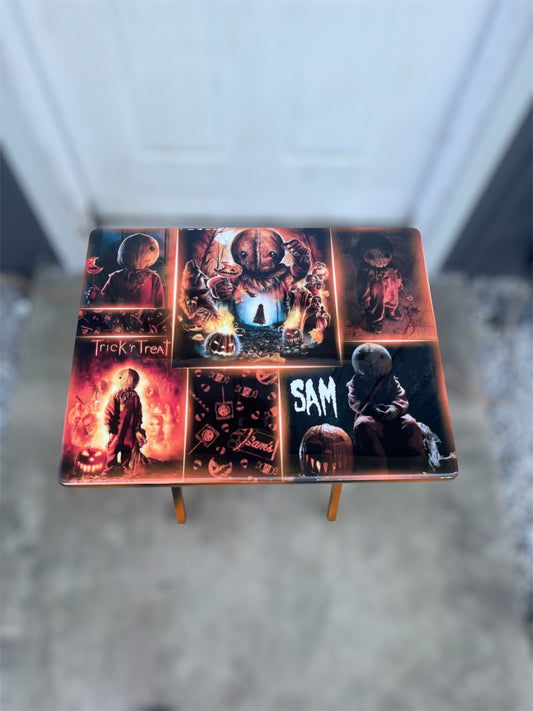 Trick R Treat TV tray table