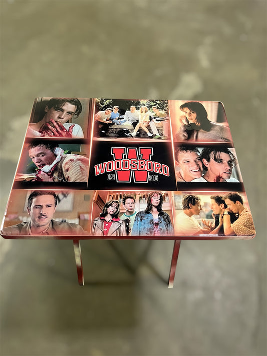 Woodsboro TV tray table