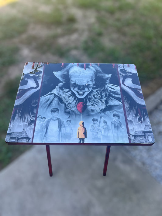Pennywise TV tray table
