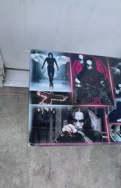 Crow TV tray table
